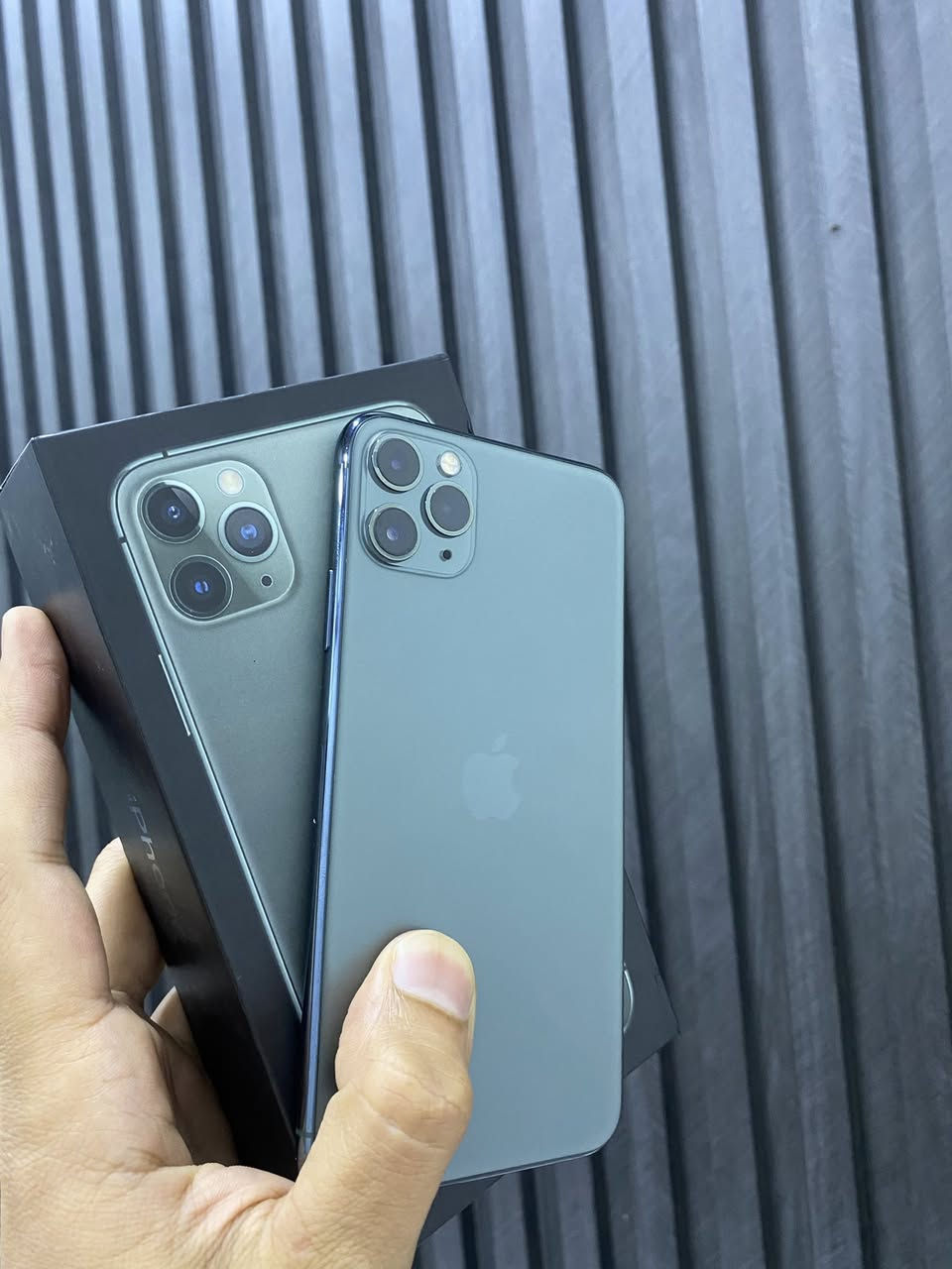 11 برو ماكس وتر بروف السعر 350 وبيه مجال بسيط


**إذا كنت صاحب هذا الإعلان وتريد حذفه لأي سبب، رجاءا أرسل رسالة إلى الدعم الفني**