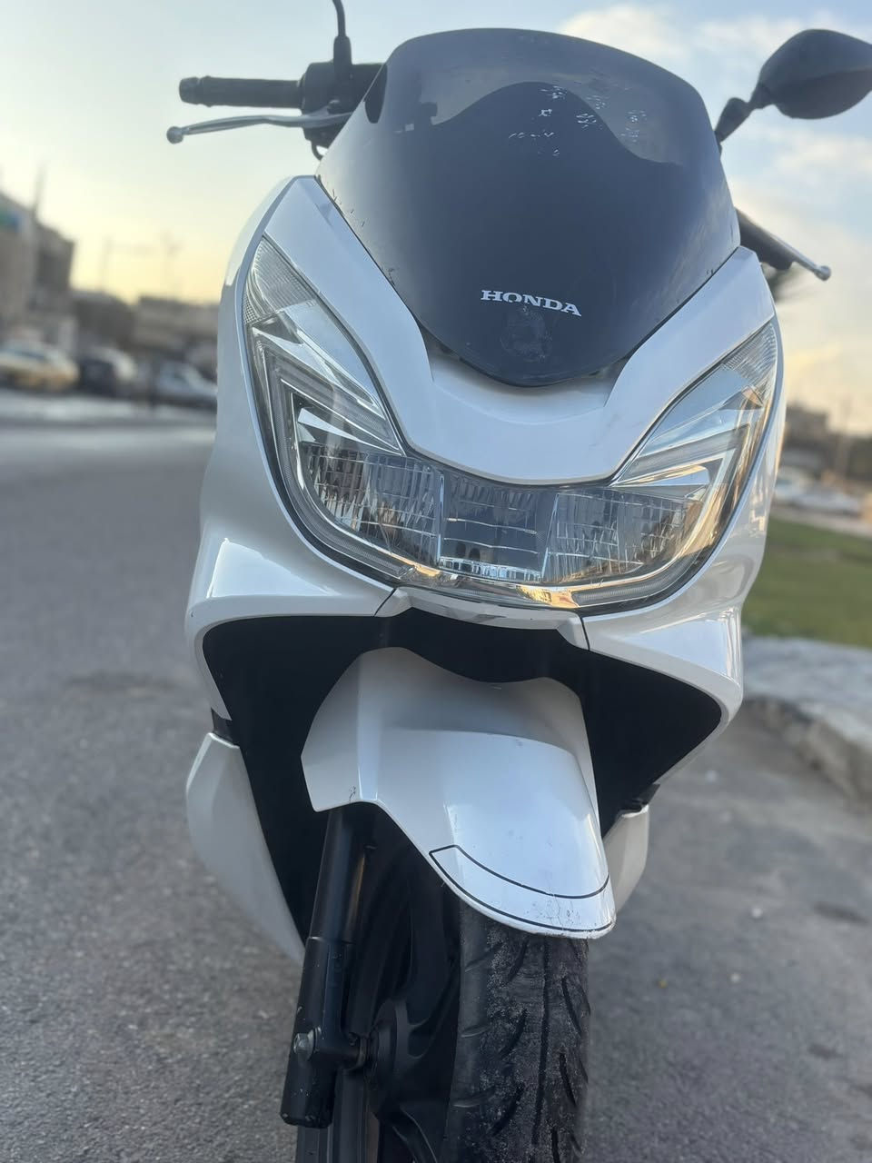 سلام عليكم دراجه نوعbcx125 دراجه ياباني Jf دراجه وكاله كلشي شغال بيهاا حساس ازدحام استان كهربائي العنون بغداد سعر الدراجه 15 وبيها مجال ***********
