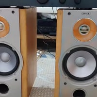 سماعات سوني • ٦اوم • صوت نقي