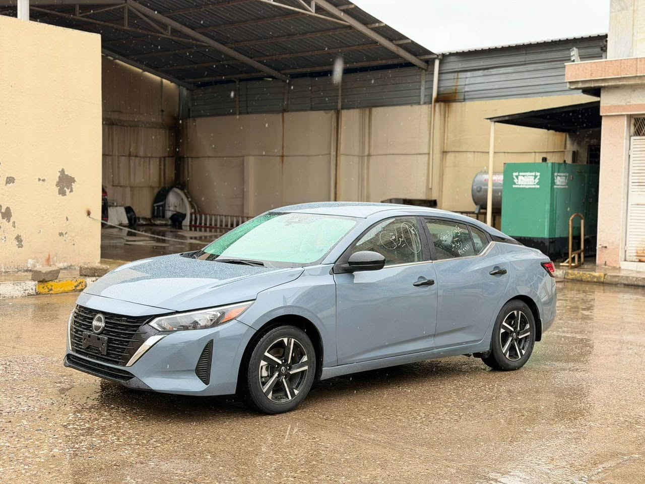 نيسان سينترا 2025 SV شكل جديد 🩶
مواصفات
بصمه 
شاشه كبير 
رادار 
بابين بصمه 
كشن هيتر 
سكان هيتر  
حساس 
تحكم ستيرن 
تحديد سرعه 
و بعد مواصفات هوايه 
سياره بي كم قطعه صبغ انا ابيع عام صبغ بدون دواخل بدون ارباك سياره حل حلو 
مكان سياره عقره 
*********** واتساب اكر, نينوى
