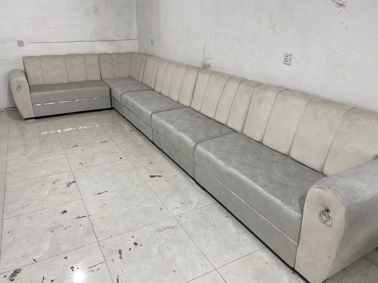 قنفة حرف 10Lنفرات فول نظيفة تواصل علي واتساب *********** مكان اربيل مامزوا سعر مناسب
