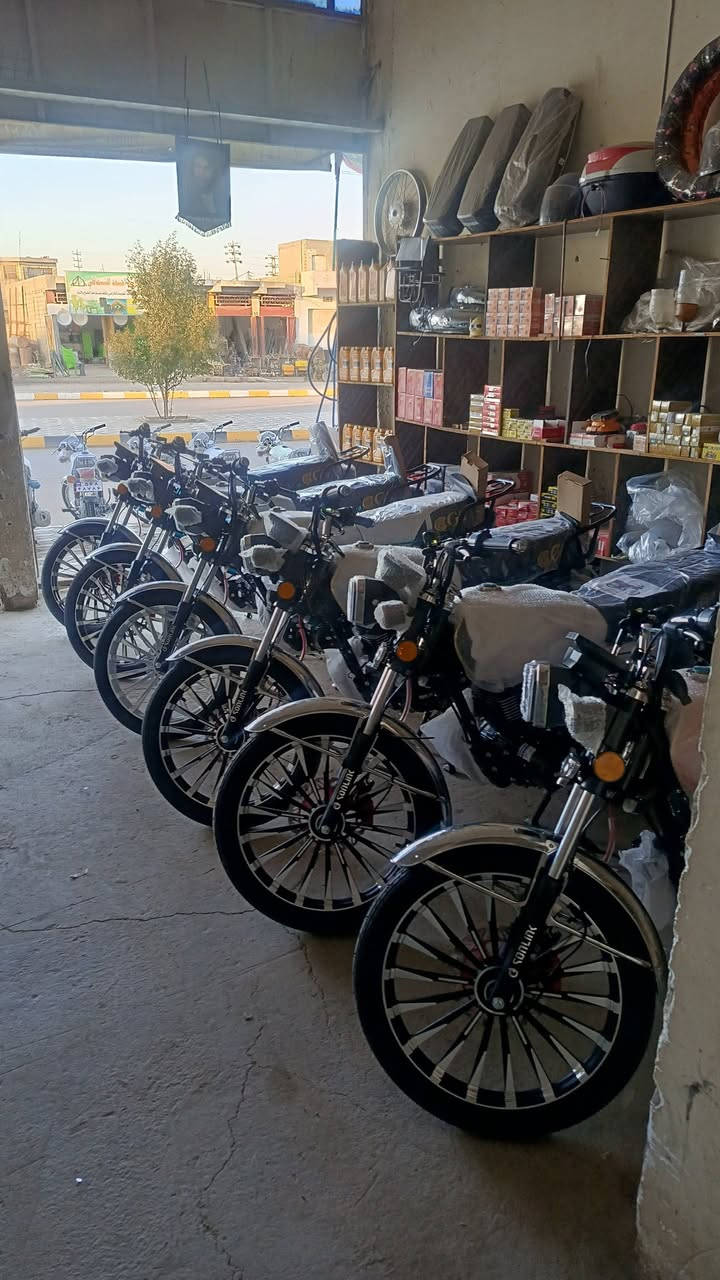 ياالله/  الأخوين للدراجات 🛵
الإستفسار ///***********
***********
الوجبة جديدة من سيفان ال 25 زيروو ،،باب الأول 1

السعررر ::: 1075 الأصلي باب 1 ووكالة 
ٕ
السيفان السولنك الأصلي  ،، اصل ومديل 2025  
حجم المكينة( 200C )مواصفاات فوول بصمة2 تشغيل 
حجي الالوان دولار ،ومميزه  ⬜🟩🟦🟨🟧🟥🟪

ٕ
مكان المعرض/ واسط الصويرة ع السبيس تقاطع حي الزهور
