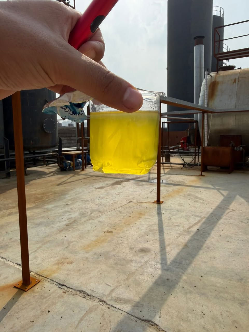 تجهيز مباشر من المعمل متوفر كاز منتوج بكميات مفتوحة اصفر خفيف واحمر خفيف واصل بغداد رقم المبيعات ***********
