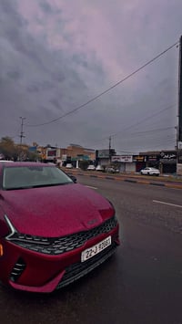 K5 موديل 2022 1_ اللون ماروني  2_بصمه تشتغيل وابواب وجنطة  3_ سايد بري...