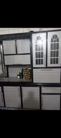 كاونتر • ٣ قطع • نظيف