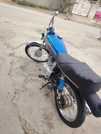 نامه للبيع موديل 25كلك 550وبيه مجال رقمي 07717121092