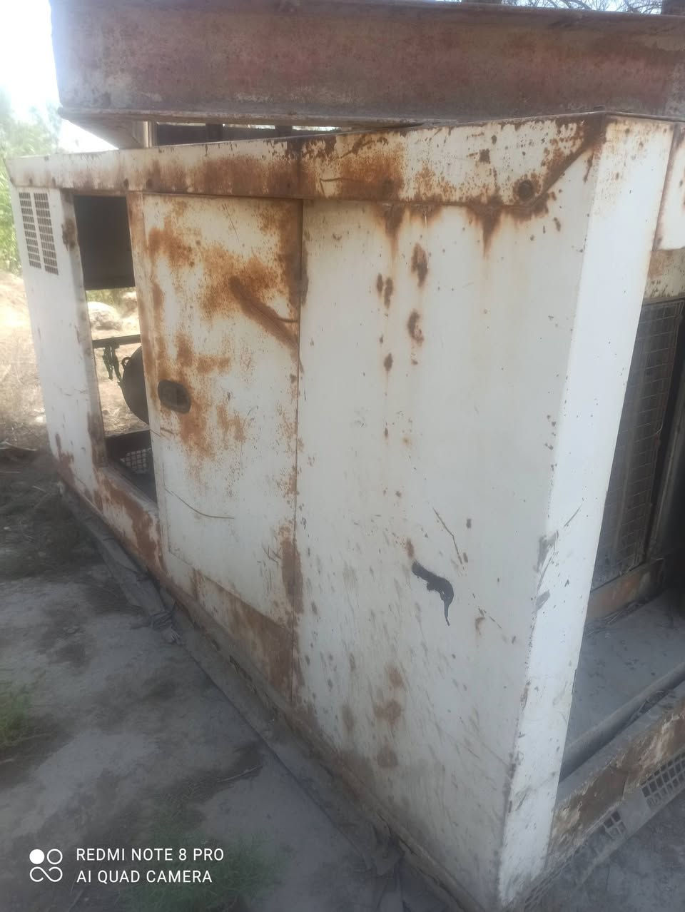 سلام عليكم مولده بيركز صيني كاتم ١١٠ كيفي توليد شغال محرك يحتاج تجفيت بابل الحمز ه الغربي ***********٥٨٨
