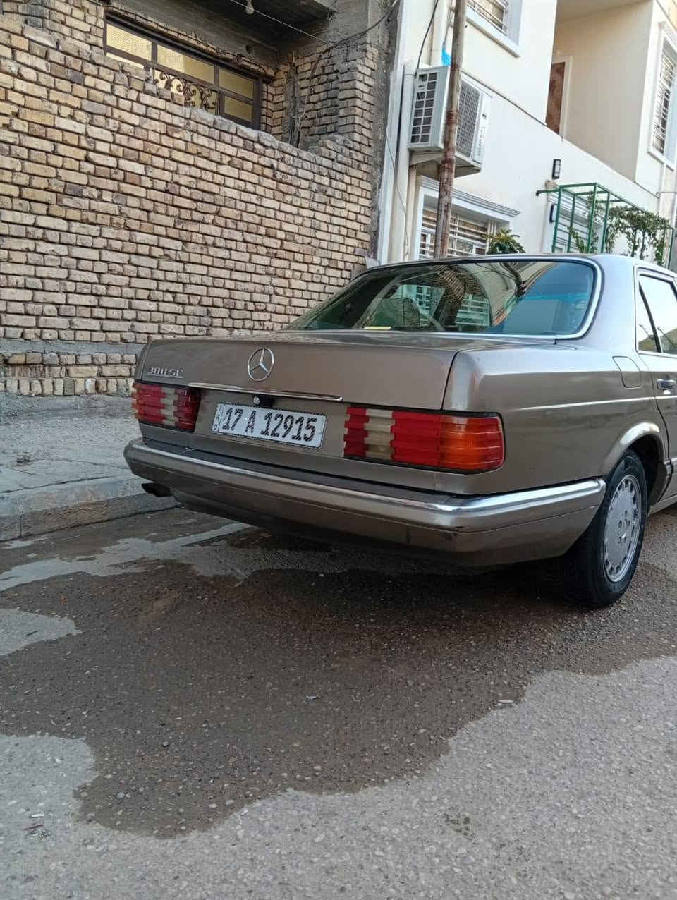 السلام عليكم مارسدس رائاسي مديل1987سياره جاهزه ومال جناي سياره كهربائياته كله كامله تبريت شغال سياره بلاديه كير ومحرك عنكبوت قبق اسود مكان السياره ناصرية مركز السعر 60 وبيه مجال للشراي مراسله واتساب ***********

