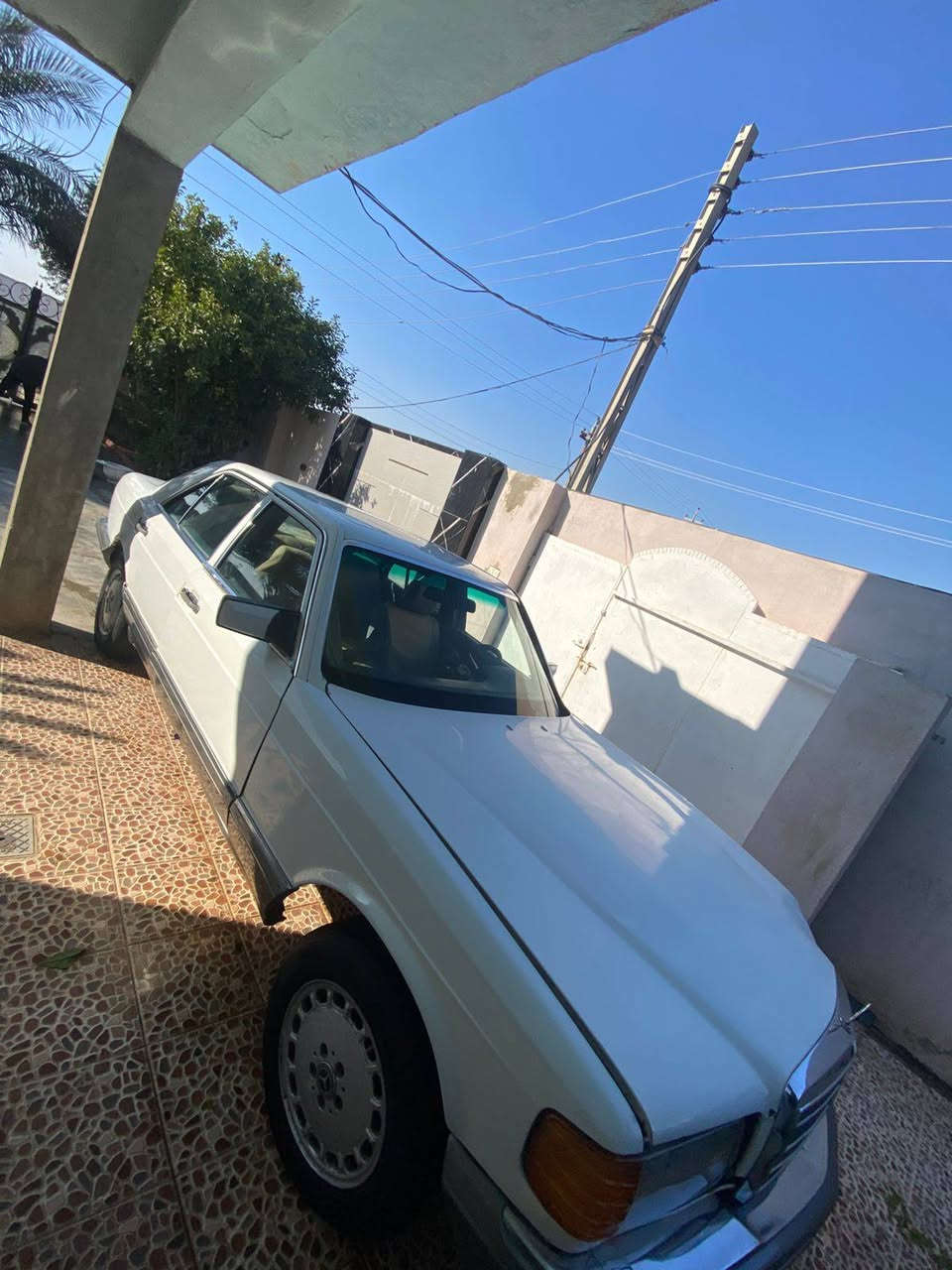 السلام عليكم مارسيدي للبيع او مراوس
مديلها 85
محرك بطه 
سعر 35وبيها مجال 
عنوان ديالى بعقوبه 
رقم الهاتف /***********
