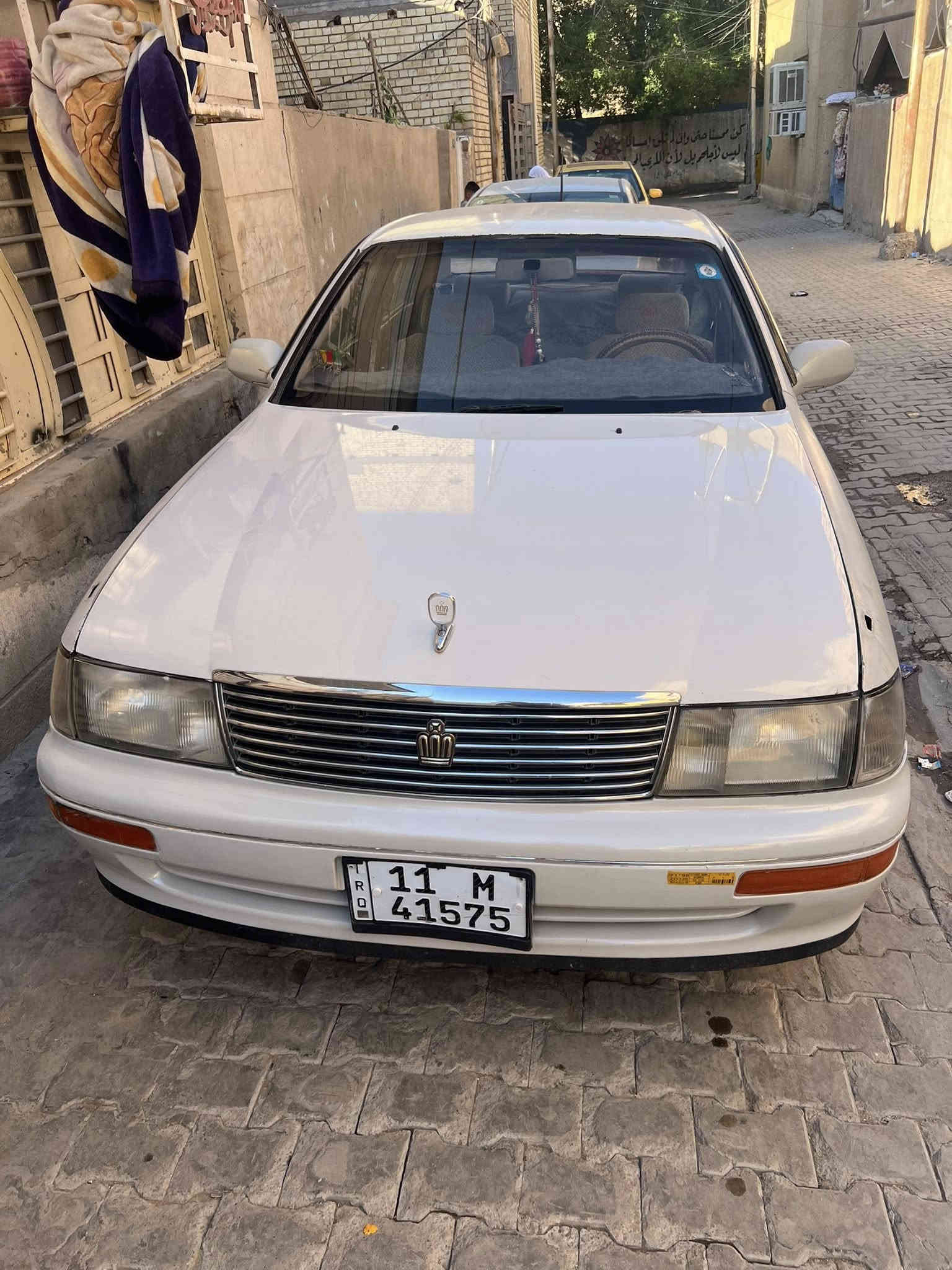 السلام عليكم  كراون بطه منتضل 
موديل 93
مكينه 2500
السيارة جاهزة وترابك وين ما يعجبك 
السعر 65 وبيه مجال 
الرقم ***********
الرقم ***********
العنوان بغداد. 
رقم  السيارة نكليزي. تحويل ثاني. يوم
