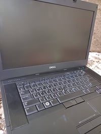 لاب توب • بطارية تالفة • مستعمل