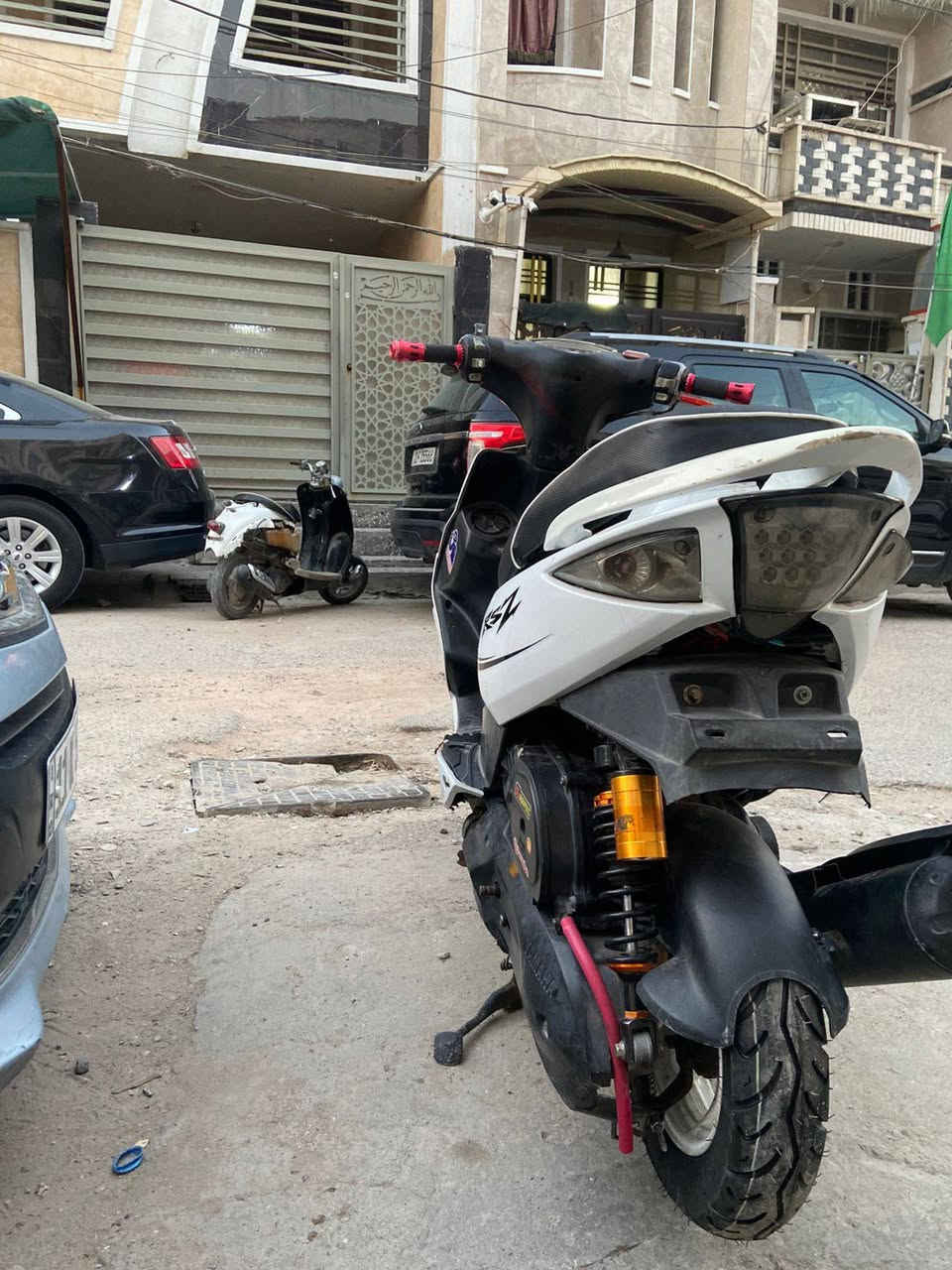 ماكس مضلع 120 نكره سلف بكل وقت العنوان الكاضميه الطي سعر 500وبيهه مجال متواجد وتساب***********
