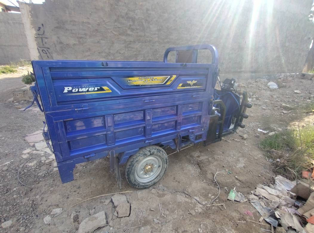 متاح ستوته شحن موديل 25 بطاريات العدد 5 كهربايات كله شغاله بس الهورن عاطل السعر  مليون بغداد الجزيرة السياحيه هاتف *********** بغداد, العراق
