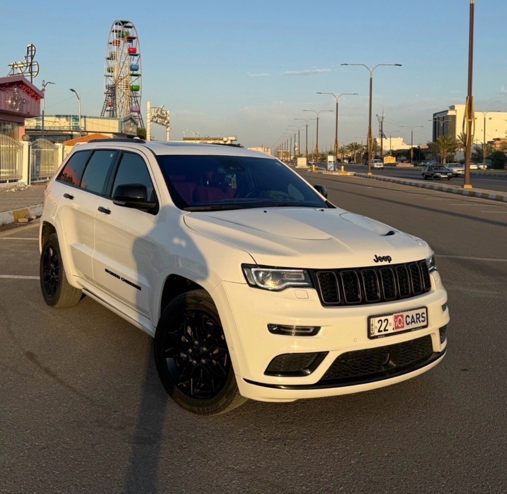 بسم الله الرحمن الرحيم
السلام عليكم 
Jeep s2022خليجي السياره فول مواصفات معروفه مواصفاتها فول 1/1للاخير السياره ونضيفه....
الكاميرا الخلفية
سقف بانورامي
صندوق كهربائي
كاميرا 360
مستشعر وقوف
فتحة السقف
بصمه
حساس المطر
شاشة
التعرف على إشارات المرور
التحكم التلقائي في درجة الحرارة
نظام فرملة الطوارئ
8 وسادة هوائية
مصابيح زينون الأمامية
المصابيح الأمامية ليد
عرض المعلومات على الزجاج الامامي
ندفئة مقود القيادة
إنارة محيطية
أبل كاربلاي
مقاعد تدليك
التشغيل عن بعد
4x4
رادار
شاحن لاسلكي
أوتو بارك
الكانتارا
نظام تعليق هوائي
كشافات ضباب
وضع القيادة
نحذير مغادرة المسار
نظام إلغاء الضوضاء
التحكم الإلكتروني في الثبات
حذير من الاصطدام الأمامي
مرايا جانبية تدفئة
مثبت السرعة التكيفي
خطوات جانبية
صندوق بدون استخدام اليدين
زر التشغيل
الضوء العالي التلقائي
تحكم التكييف التلقائي
خطافات السحب
حساسات ضغط الإطارات
رؤية ليلية
نظام تنبيه السائق
ما

التحكم على المنحدرات
تبريد المقاعد
ندفئة المقاعد

مرايا جانبية كهربائية

مراقبة النقطة العمياء

نظام المفتاح الذكي

نظام بدء التشغيل
مانع انزلاق
مكان السياره الفلوجة للتواصل ***********
سعرها 39,500$وبيها مجال بسيط مكفولة من الصبغ والتبديل