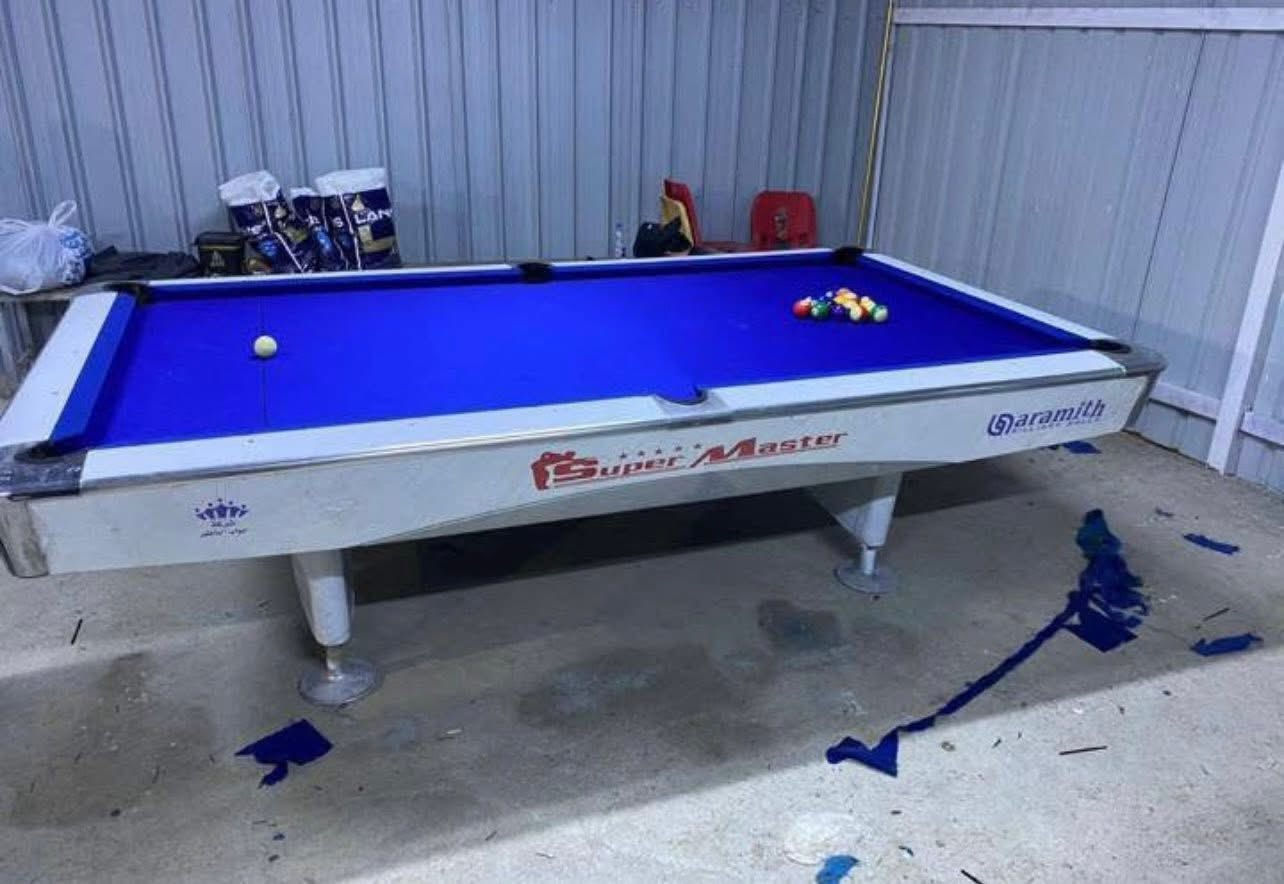 بيع وشراء ومراوس 
توفر جميع انواع البليارد المستخدم والجديد 
وبأنسب الاسعار 
بغداد حافظ القاضي الشارع الوسط تجهيزات الكاسبر 
*********** يتوفر واتساب 
ليس لدينا فرع اخر
