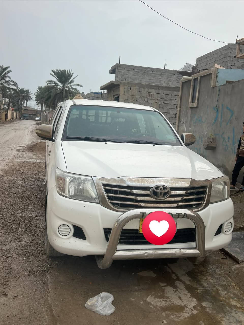 ‏ سلام عليكم هايلوكس موديل 14 كويتي شاص 19 السعر 165 وبها مجال قليل المكان ديالى بعقوبة***********
