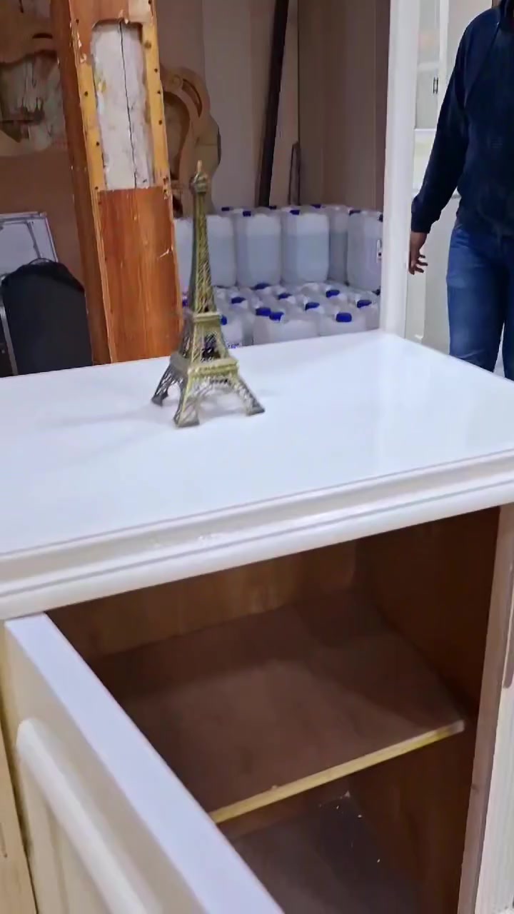 تخفيضات تخفيضات
السعر السابق ٣ملاين و٥٠٠الف
السعر الحالي ٣ ملايين و ٢٠٠ الف شامل اجور النقل والشد مجاني

اختار الفخامة الحقيقية مع غرفة نوم مصنوعة من خشب الصاج  الطبيعي، نجارة عراقية راقية، 

عيش الأناقة... عيش الراحة... من قلب العراق.
  موديل فانكوخ نجاره عراقي والديكور والتصميم  التركي

ضمن وجبة الدرجة الاولى الممتازه 
 
شامل أجور النقل والشد مجاني 

غرفة ٨ابواب طابقين ملحق خارجي و داخلي

تتكون من ١٠ قطع

وجه الكنتور يكون  ام دي اف ١٠ ملم
داخل الكنتور صاج  طبيعي 4ملم 

ظهر الكنتور جرجوبة براغي 

القاعدة الارضية للكنتور بلوك بورد صاج 

ارتفاع الكنتور مترين و50سم 

عرض الكنتور 3 مترات و٤٠ سم

عرض الكنتور مع زاويه الملابس 4 امتار و٦٠سم

السرير طبقة بلوك بورد

ضمان 5 سنوات الصبغ والشغل 

توصلكم نفس المواصفات اي اختلاف احنه نتحمل المسؤليه كامل 

خدمة الشد والتوصيل مجاناً لجميع محافظات العراق 

العنوان بغداد الصالحيه مجاور مصرف الرشيد
للاستفسار راسل صفحة بيج 
*********** 
#نجارين_العراق 
#iraq 
#غرف_نوم_مودرن #ديكور_المنزل 
#معرض_غرف_نوم
