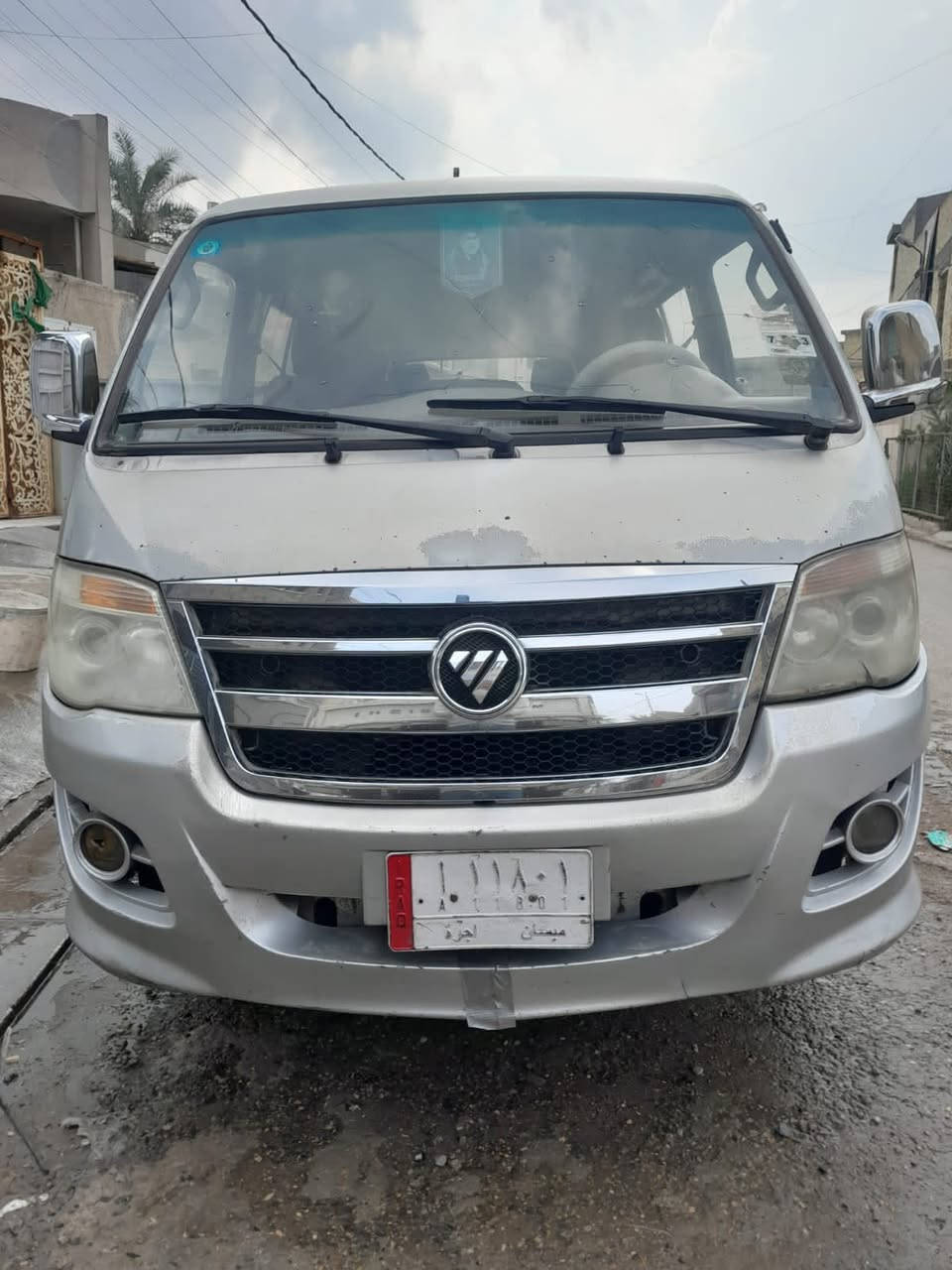 السلام عليكم فتون للبيع 2014 السياره جديده قطرة صبغ مابيه. بيه خياسات قليلة كلش  مكينه ياباني ثري واي اكسل ملكة وكاردن ملكة رقمه ميسان

***********
السيارة كبل تنزل بيه لشارع مابيه اي نقص
السعر 75 وبية مجال
