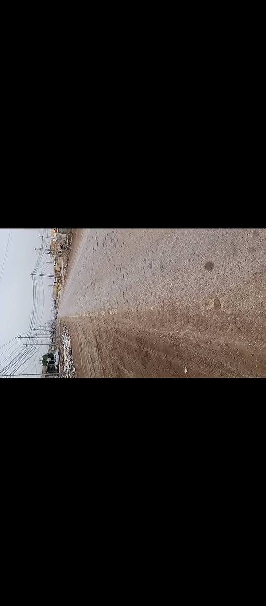 قطعه ارض للبيع زراعية 100متر  متفونه ، يتوفر ماء اوكهرباء وشارع 10امترالموقع،فرع ابو الماش على جهت اليمين الشارع..بل 100دار..((السعر3400)) مع الدفان للاستفسار الرقم ***********
