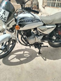 دراجة بوكسر مديل ٢١ مرقمه سعره مليون ٦٠٠ وبيه مجال موجود بغداد المنصور...