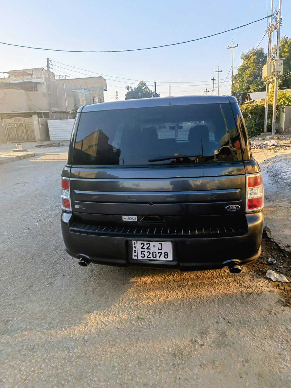 السلام عليكم للبيع او مراوس حسب الرغبه  فورد فليكس 2018مكينه 6سلندر 3500مكينه كير كفاله حادثهى موضح بلصور السياره ليبل واحد كشنات مخمل 7راكب3قطع تبريد كامره خلفيه دواره حساسات تحكم ستيرن جهتين دفع ثنائي  خلفيه 6ايرباك رمز بلباب بعد بيها مواصفات  رقم اربيل الجديد تريد وكاله تريد تحويل السياره جاهزه من كلشي تخم تاير جديد مكاني حله الهاشميه اي استفسار عبر الواتساب ***********
