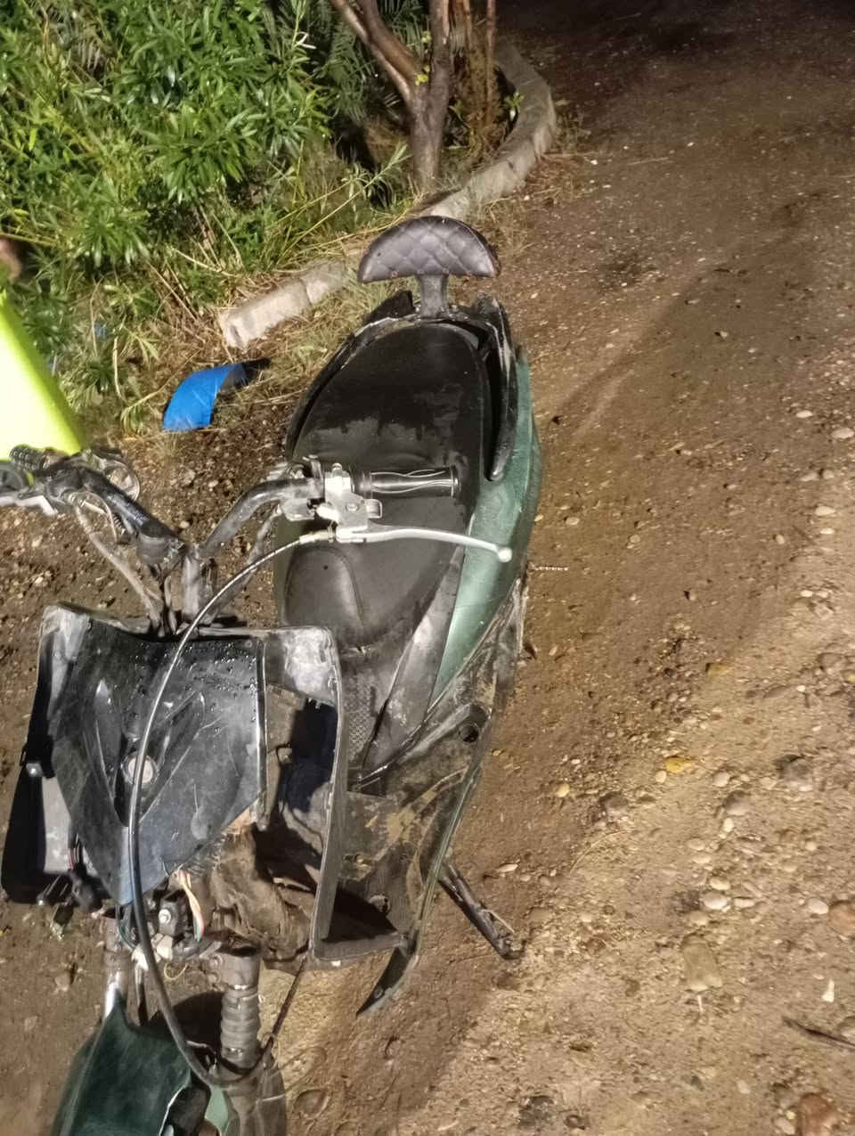 سلام عليكم
دراجه سكنس لد صيني ((مال لعب))
دراجه كشر تعبان 
مكينه مفوله بلاد لانضوح ولاتبخير
شلعه مفوله معدل اذا110 موقبول
نكره هندر
صلنصه fm
سعر 200بيها مجال قليل 
واتساب ***********
رصيد***********
