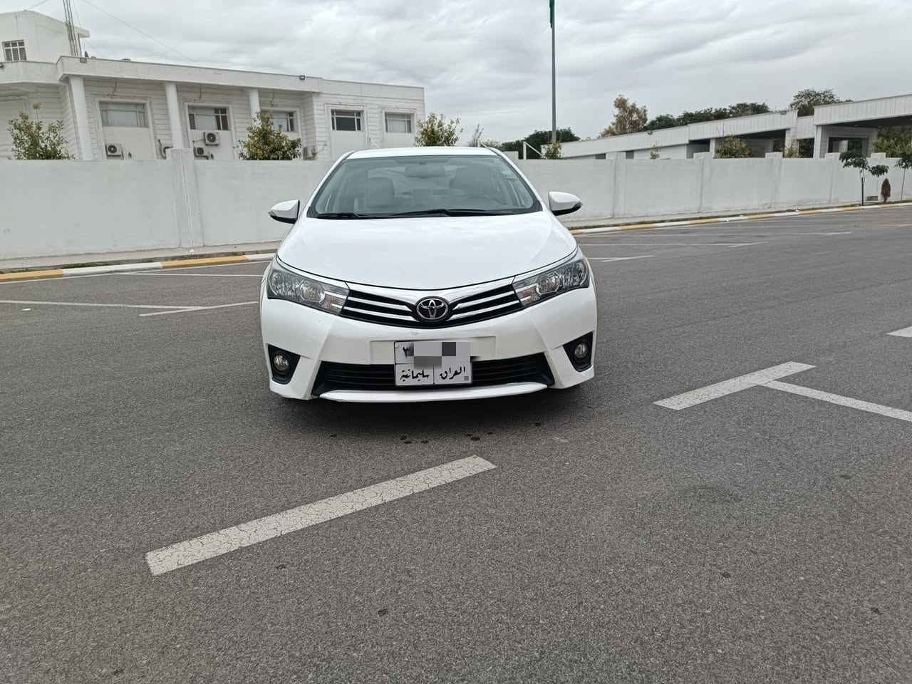 سلام عليكم كرولا خليجية 2015 رةقم سليمانية 
مواسةفات بسمة محرك 18 كبير بدون صبغ لوك
 ماشية 71 حقيقي  سيارة بسمى تحويل او وكالة شرط هزة براد جديد سبير مانازل گیر محرك شرط مكان سيارة بكلار صونةر موجود بصورة 
***********
