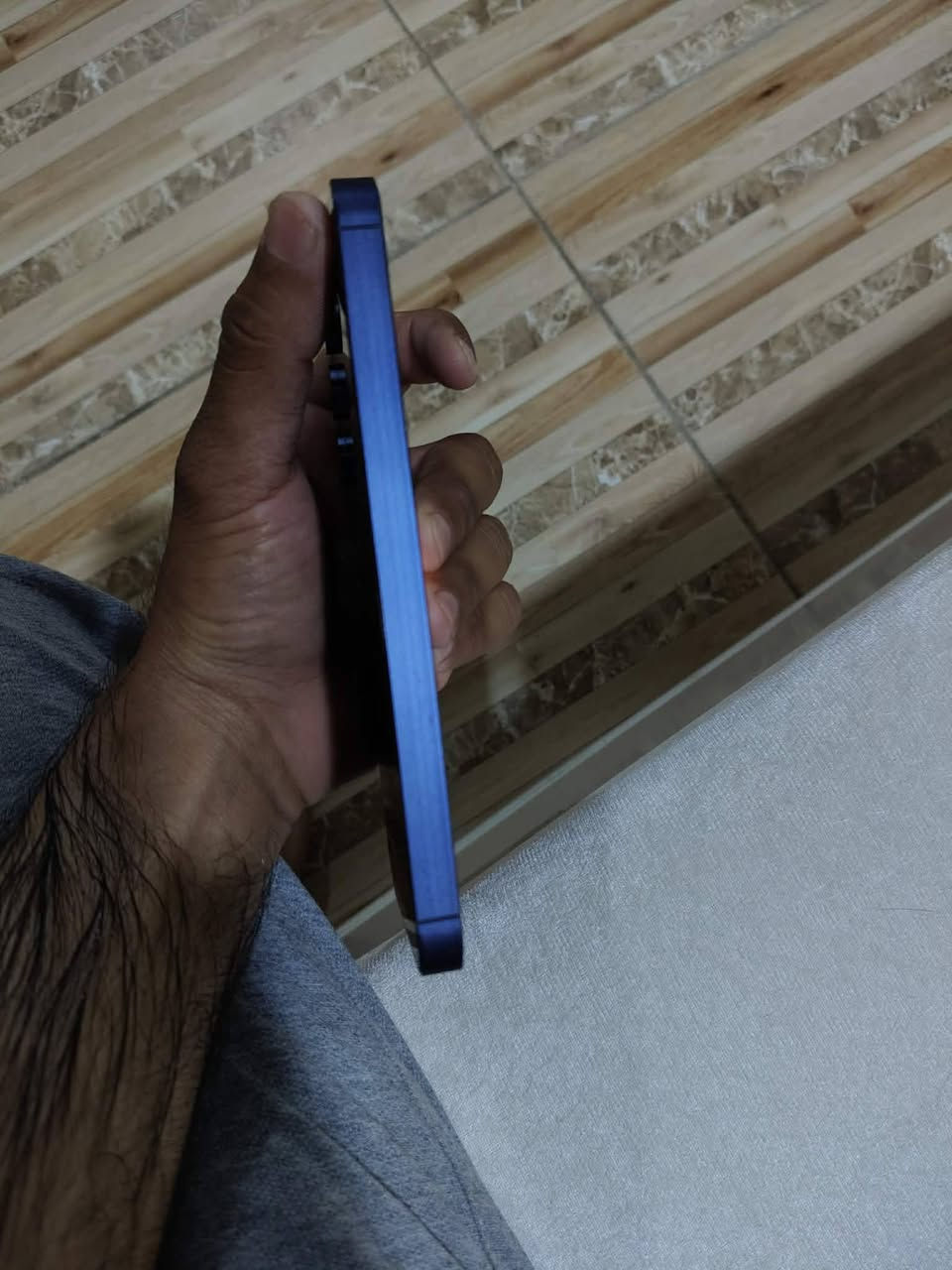 سامسونك اي٥٥ 5جي ذاكره ١٢٨ ملحقات فقط كارتون سعره ١٧٥
مبدل شاشه عاديه مو اصليه 
*********** 
مكاني ديالى خانقين 
توصيل متوفر فقط باعتماد 5000 ماستر
