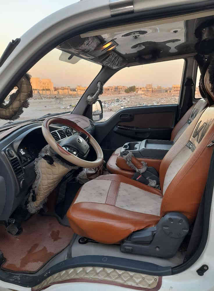 كيا حمل فحل موديل ٢٢ شكل ٢٣ تحويرة كاملة تاير ١٤ أستد ٢٧ تدفئة تبريد حدادية بلادية برغي مامفتوح بيهة رقم بغداد انكليزي بأسمي جاهزة للعمل للأستفسار *********** او ***********
