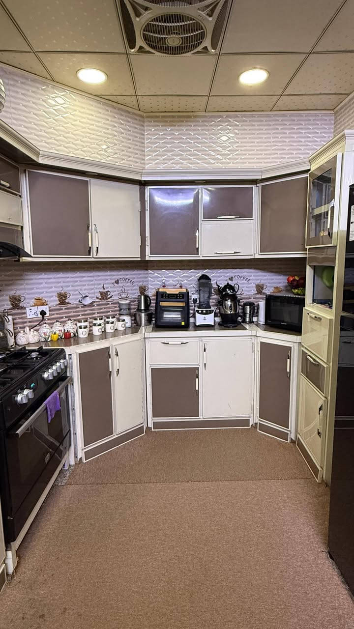 كاونتر للبيع المنيوم مكاني كربلاء للاستفسار الاتصال على الرقم *********** متوفر وات ساب ايضا
