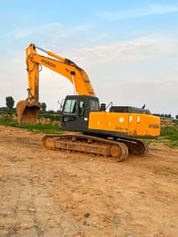 هيونداي 320LC-7A • حفارة • وارد كوريا