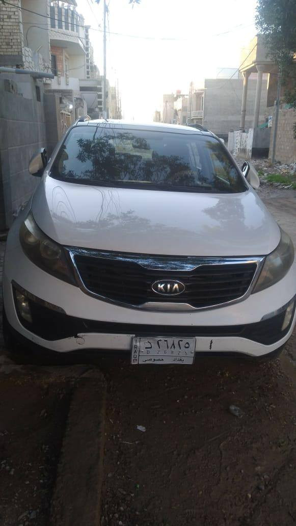 سبورتج ٢٠١١ بدون صبغ فقط طخه مصلحه عالبارد *********** ابو دشير السعر١٤٠ وبيهه مجال
