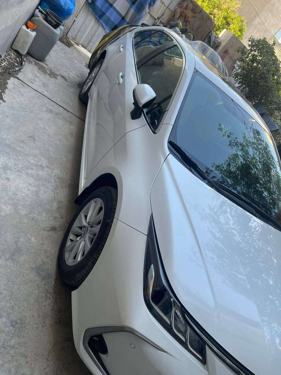 سياره كورلا 2023
فول فول مواصفات 
مكفوله كفاله عامه
ماشيه 20
مابيهة ولا خدش 
سياره بانزين خليجي
السعر180
***********
