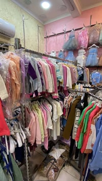 🔥 ستاند للبيع – فرصة لا تعوض 🔥 ستاند بحالة ممتازة ونظيف جداً سعره فقط ...