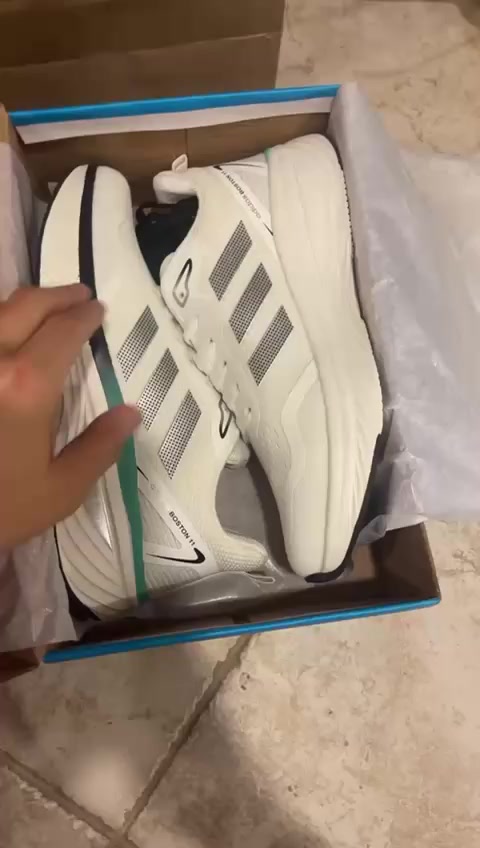 #فيتنامي  رجالي ونسائي
نعل طري مريح جدا
متاح معاينة وتجريب
توصيل ضمن الرياض
شحن لكافة المملكة للحجز مسنجر
التشكيلة الكاملة مسنجر


**إذا كنت صاحب هذا الإعلان وتريد حذفه لأي سبب، رجاءا أرسل رسالة إلى الدعم الفني**