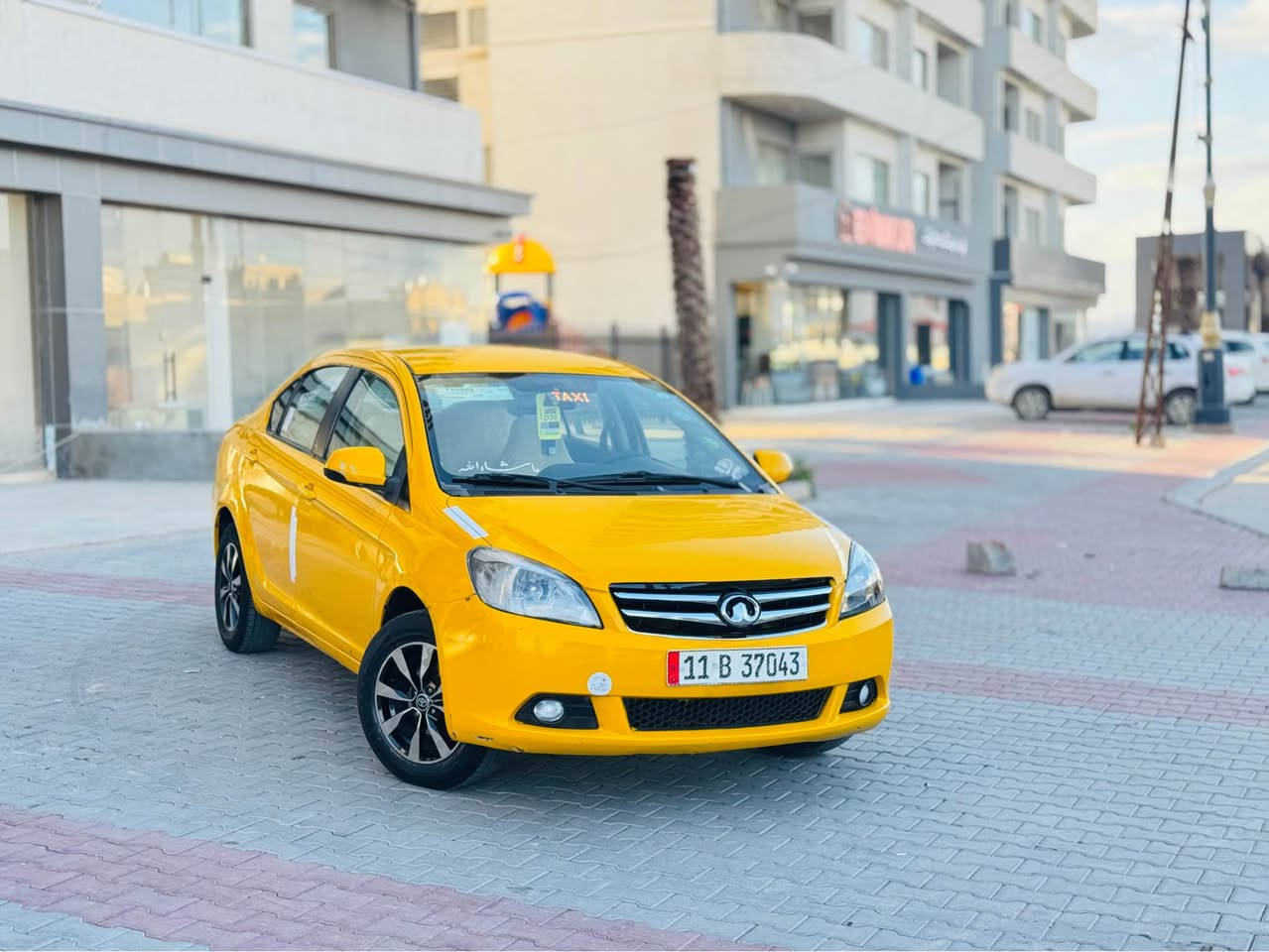 السلام علايكم 
كريت ول موديل 2011
 شاشه ايبات حساس خلفي 

ويل كرم  داخل اصفر 
كير محرك بشرط لا صوت لا صرف لا بخار 

كير محرك يارس  سياره بدون ضرر 
بدون خياس   بدون معجون 
 

رقم بغداد دولي سنويه مشروع 
دفتر بانزين موجود نقاب مصفره

سعره 48 بي مجال قليل 
*********** كركوك, العراق
