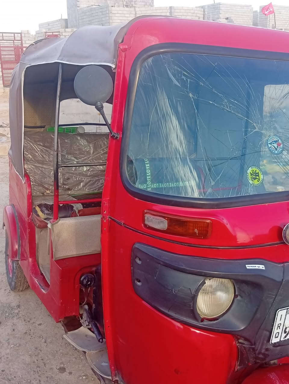 تكتك البيع موديل 18 سعر 4700 و بيهة  مجال مكان ديالى خان بني سعد الرقم ***********
