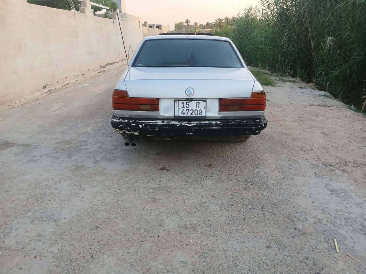 بي ام 735 موديل 1991 كشره حلوه كير محرك مكفولات رقم انبار انكليزي تحويل مباشر السياره  يراد له ترتيب يعني ابيع مال تعمير السعر 28 وبيه مجال مكان السياره الفلوجه الكرمه ‏‪***********‬‏
