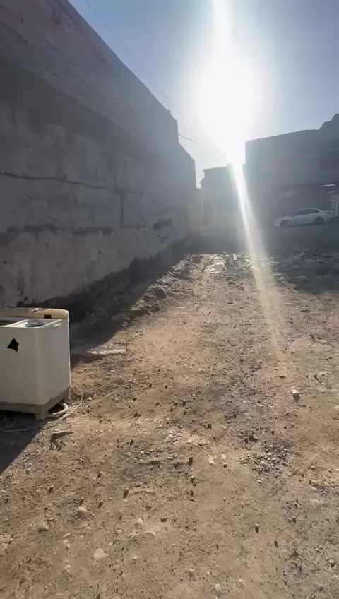 قطع للبيع١٠٠ متر ١٠ ب ١٠ مربعه 

شارع البتول 

معه كافه الخدمات 
للستفسار ***********
                ***********
