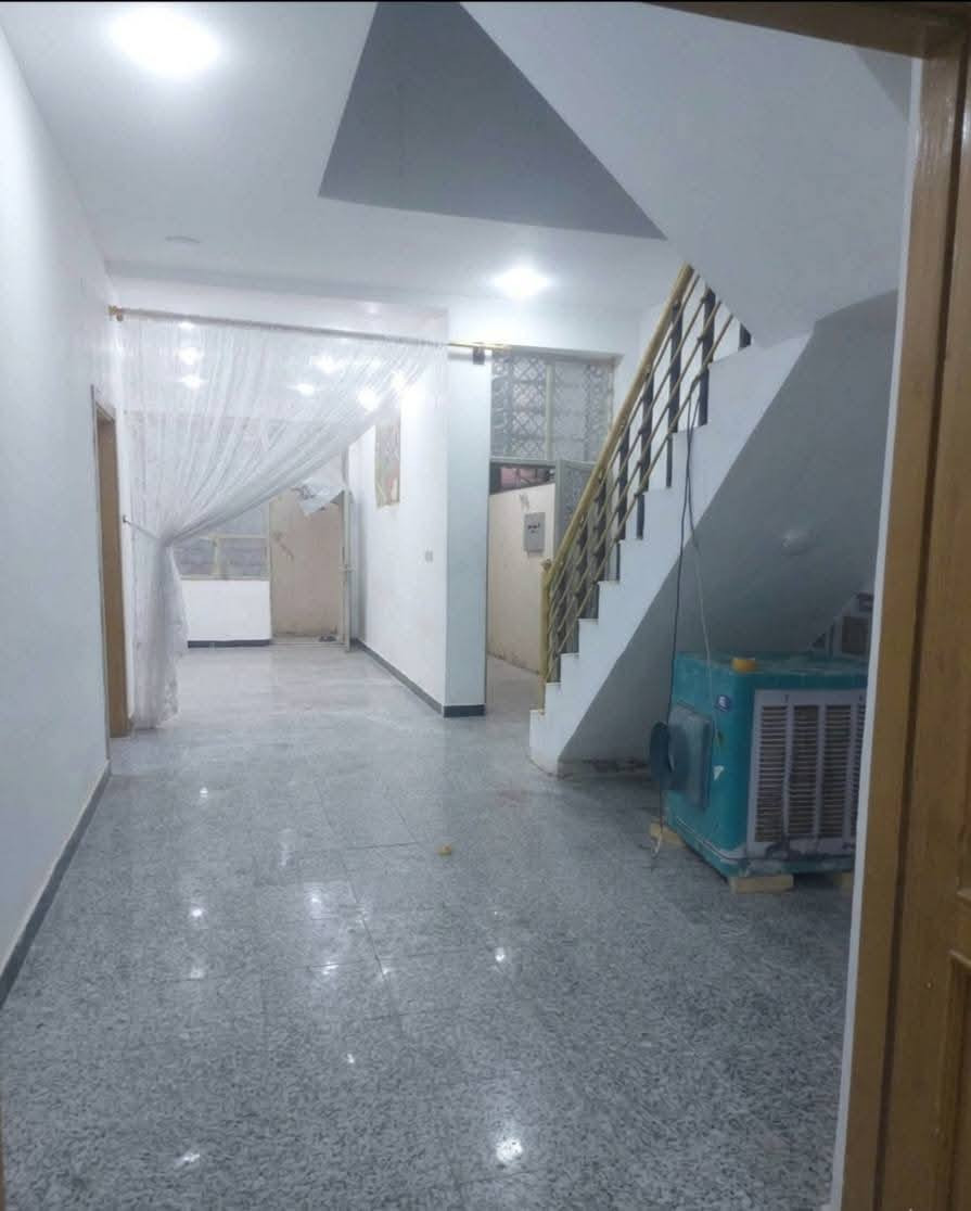 بيع مستعج
للبيع بيت نجف حي النداء شارع المجمعات
خلف مول بغداد 
 غرفة وصالة ومطبخ واستقبال وصحيات 
مطلوب للمصرف 88 مليون 
سعر التطلوعة  28 مليون وبي مجال 
التسديد الشهري 430 الف
سقف وارضيه صب كونكريت 

ويرهم  سعر الرهن 15 مليون

للاستفسار واتساب أو الاتصال بالارقام التاليه 

***********
***********
