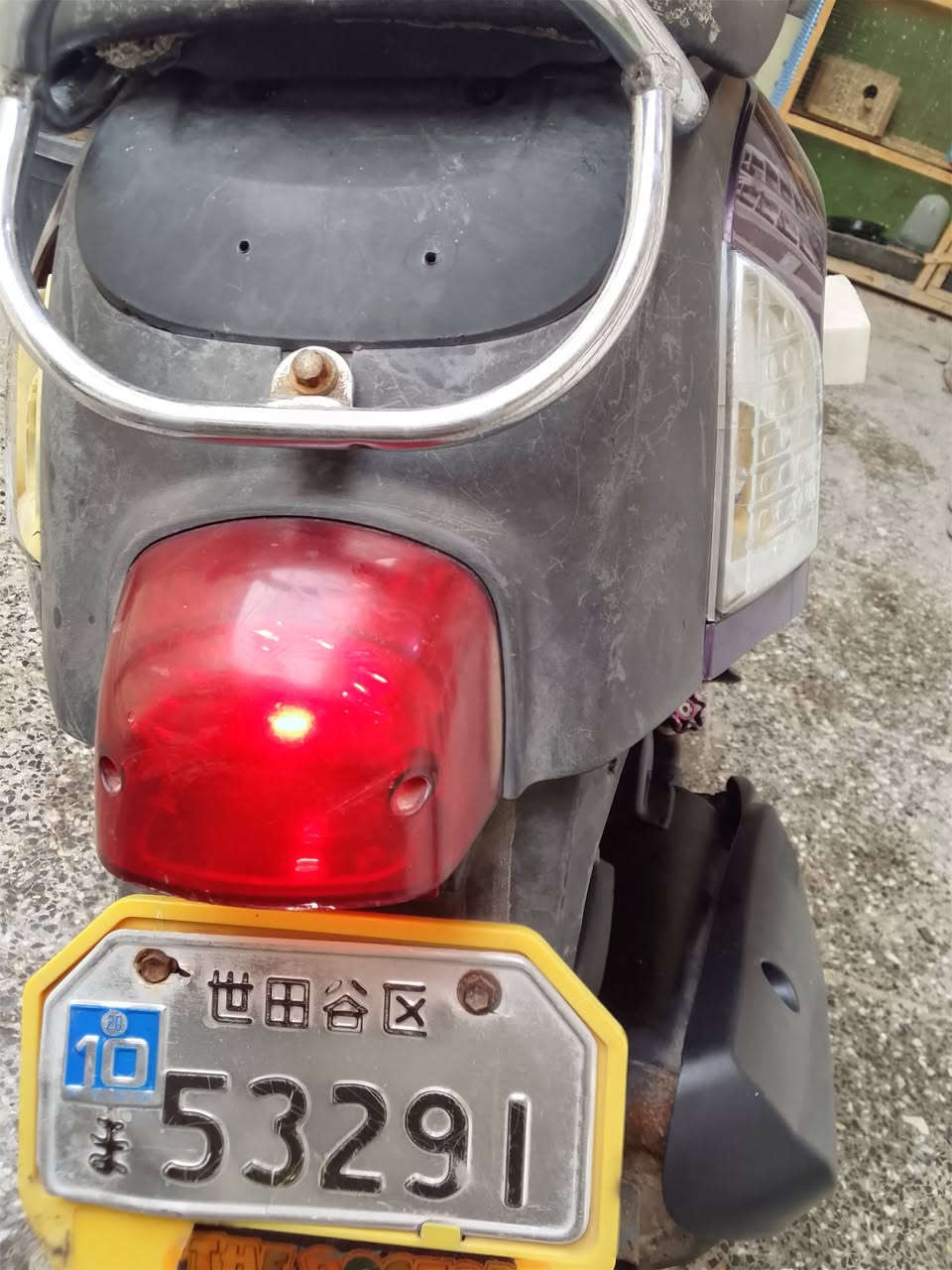 السلام عليكم للبيع 
بوليس بلاديه كلهه مكينه متسمع صوتها نكر سلف شلعه معدل كهربائيات شغاله العنوان بغداد لامين الثانيه السعر 500 مجال بصيط ***********
