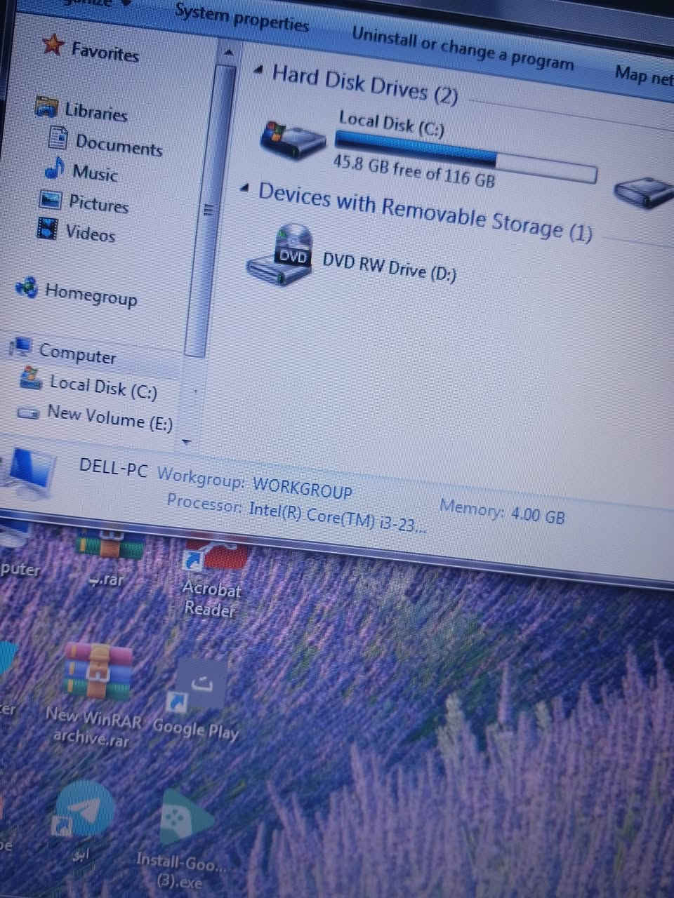 السلام عليكم لابتوب Dell للبيع الجيل الثالث core3i الرام 4 جيجابايت حجم الشاشة 14 لابتوب مستعمل ومتروك مابيها اي خلل تصفح استخدام بسيط فقط ومبدل بطاريه قيم باليرضي الله واخذه ويا شاحنة/ عنواني الغزالية شارع البدالة /*********** واتساب او علق ونتفاهم خاص
