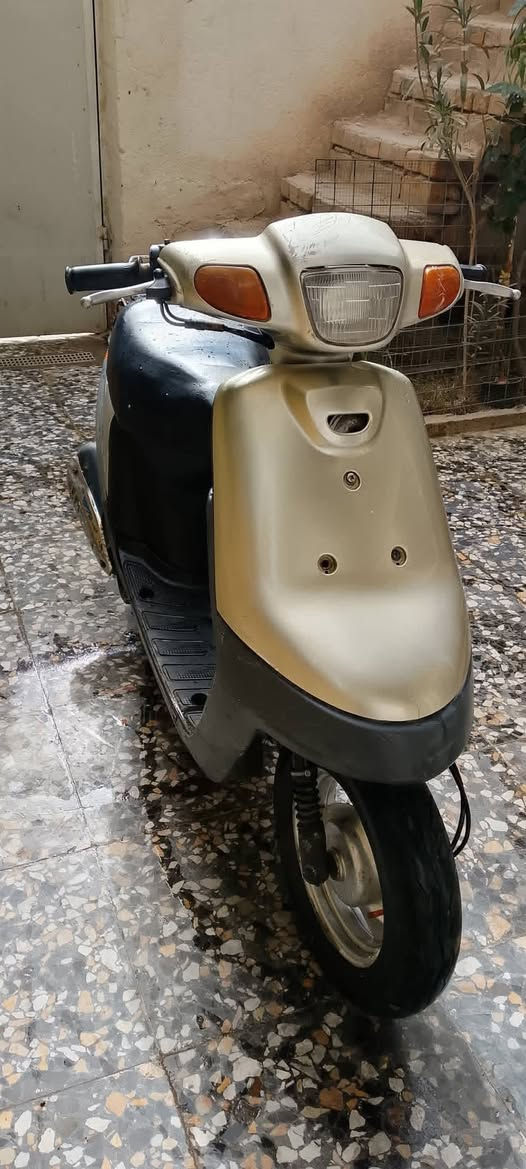 بتره خطين للبيع نضيفه كلش كهربائيات كله شغاله سلف اوهندر اشاير لايت عالي اوناصي كفرات شوفت عينك بس ابدل بيه بستم السعر 250 مكاني ناصريه مركز ***********
