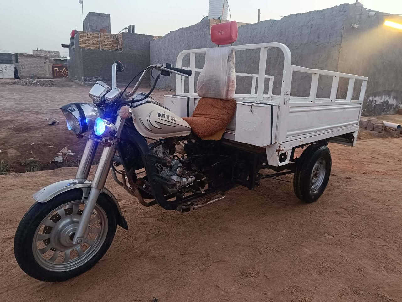 سلام عليكم ستوته البيع كهربائيات كله شغالات نكره سلف  مكاني ديوانيه  غماس  سعر خاص
والمو شراي لايتعبني ويكسر بحلالي وهاذه رقمي ***********
