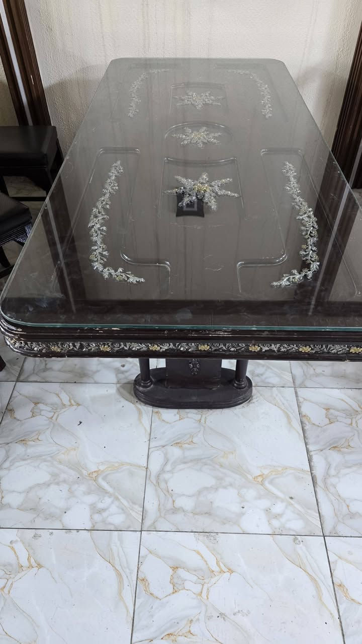 سلام عليكم
بيع مستعجل 9 ميوزه مع 50 كرسي 2×1 متر سعر مليون للإستفسار ***********
