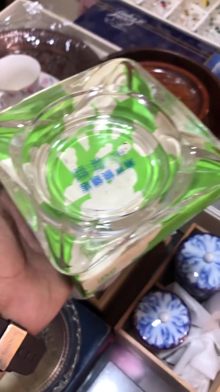 متاح نفاضات هويا كرستال العدد١٥ سعر قطعه ٤ قفل


**إذا كنت صاحب هذا الإعلان وتريد حذفه لأي سبب، رجاءا أرسل رسالة إلى الدعم الفني**
