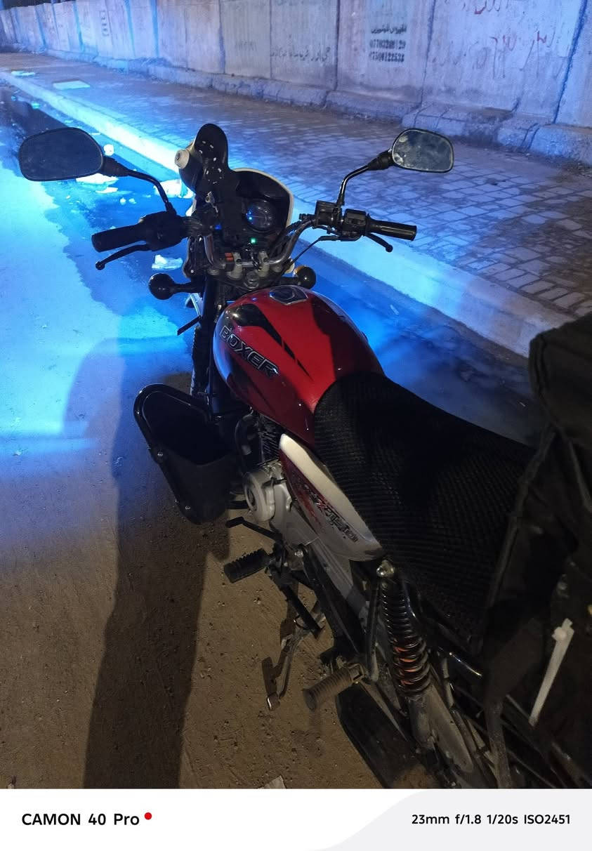 سلام عليكم بوكسر موديل 2023 رقم بغداد كفلله عامه ما مفتواحه ابد دراجه علا يدي الله شهد ما نقصه اي شي كبل لشارع عنوان بغداد مدينت صدر رقم***********
