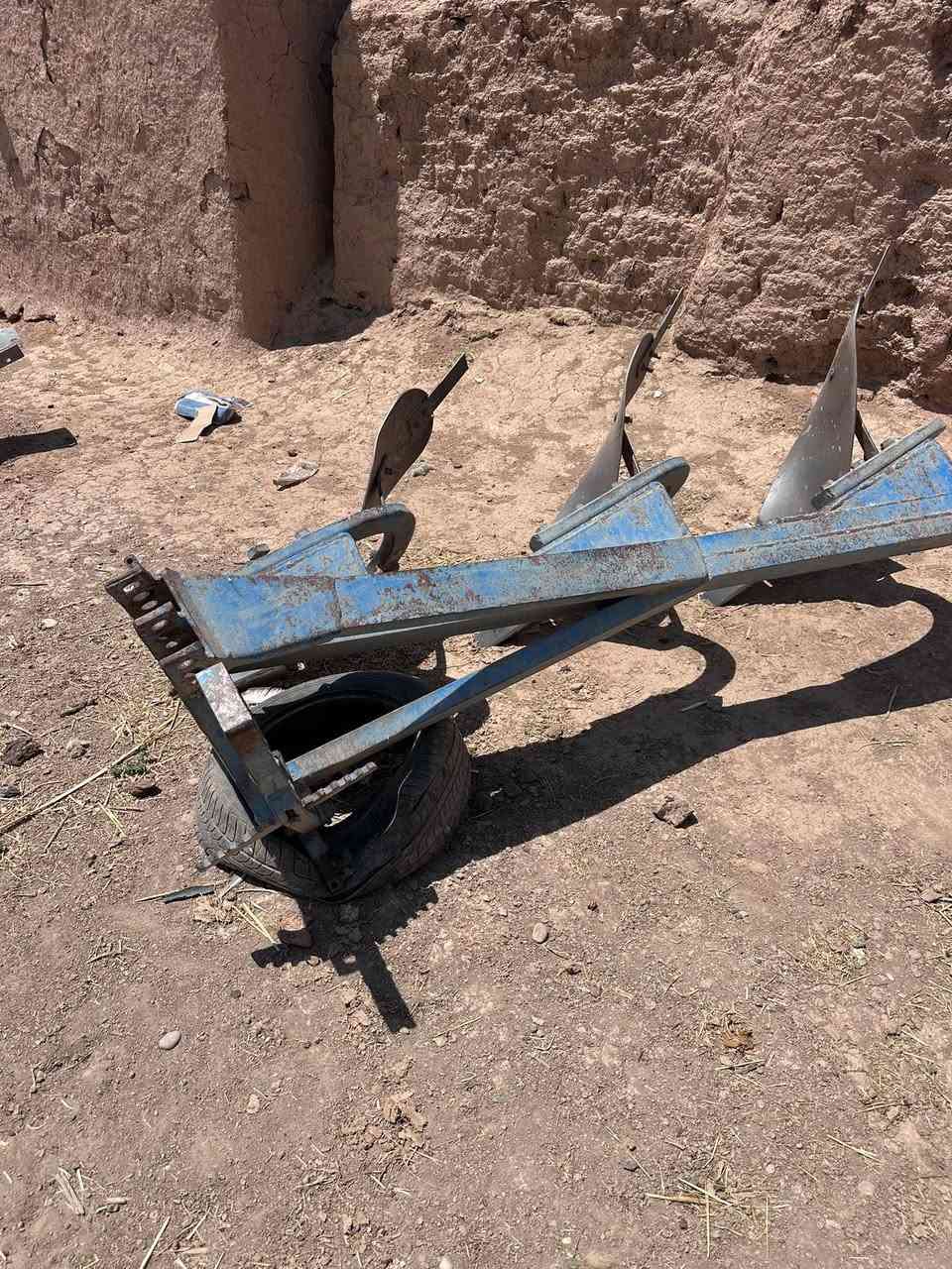 سلام عليكم فدان ثلاثي لبيع ***********
