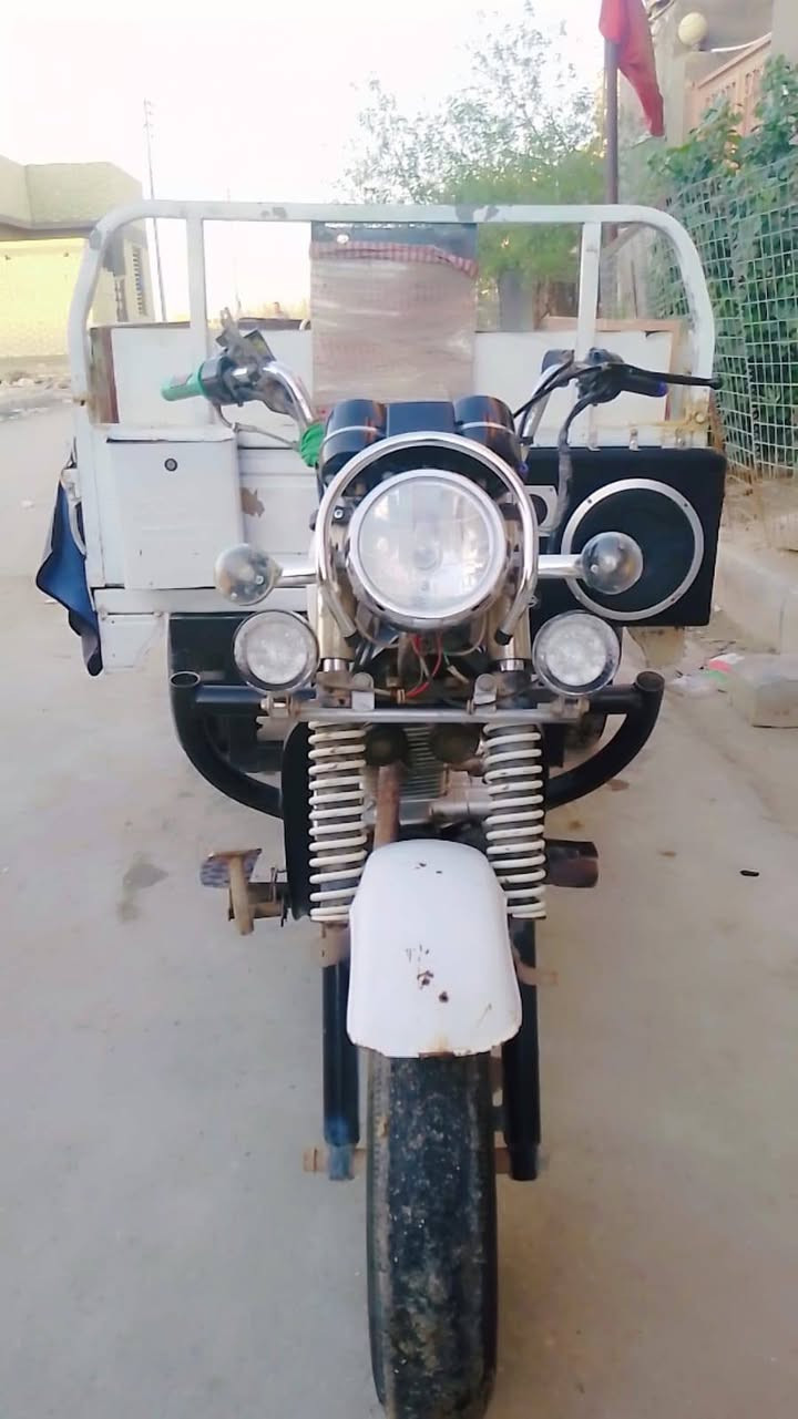 السلام عليكم ستوته موديل 11 اوراق أصولي سعرها مليون ونص وبيها مجال لشراي ***********
