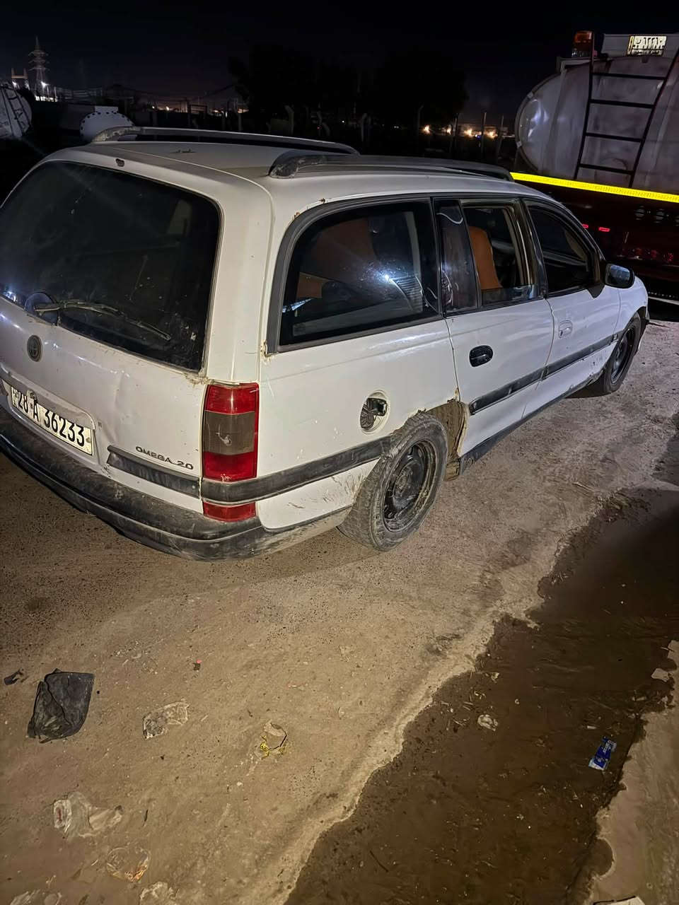 السلام عليكم للبيع أوبل بزون موديل 95 
رقم نجف ابسمي سنويه جديده 
محرك مفتوح 1800 كير عادي 
تخم تاير حداديه جديده كهربايات كله شغاله 
باتري جديد 
السعر /(25) ورقه 
مكان السياره الديوانيه /***********
